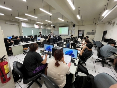 應用於鋰電池之充電法則