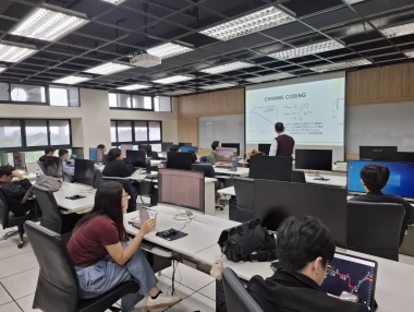 綠色能源及光電科技論壇