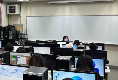 專題演講 免費資源融入寫作:廣告文案之撰寫