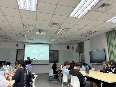 以AI輔助設計英語教學網頁